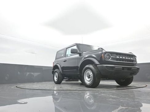 New 2026 Ford Bronco Base image 29