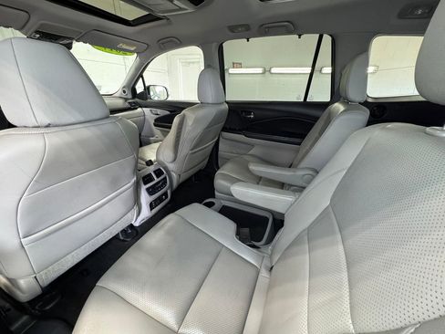 Used 2017 Honda Pilot Elite image 23