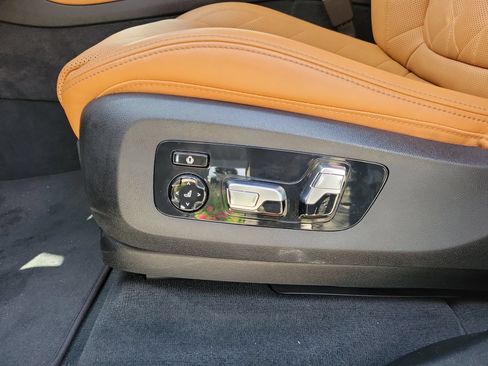 Used 2025 BMW X5 xDrive40i w/ Executive Package AWD/4WD image 26