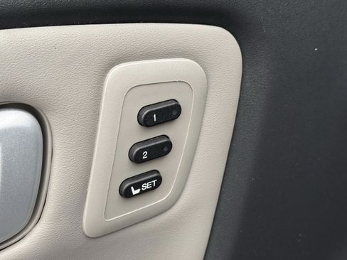 Used 2015 Honda Pilot Touring image 9