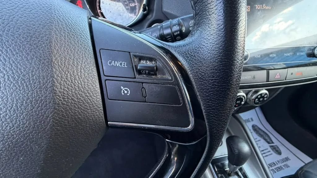 Used 2022 Mitsubishi Outlander Sport SE FWD image 22