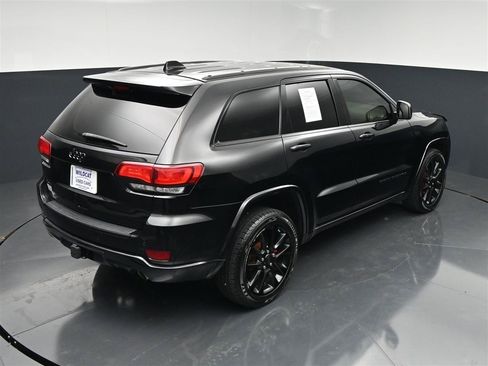 Used 2017 Jeep Grand Cherokee Altitude AWD/4WD image 24