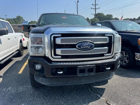 Used 2014 Ford F250 Platinum AWD/4WD image 3
