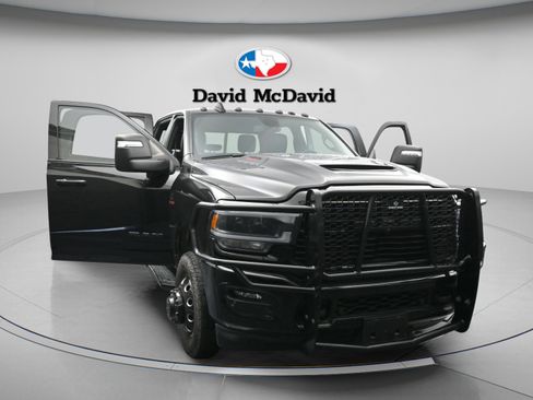 Used 2024 RAM 3500 Laramie w/ Night Edition AWD/4WD image 47