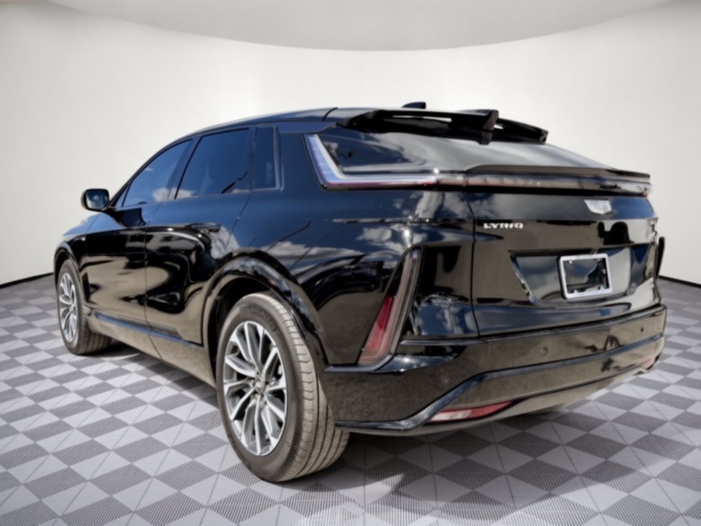 Used 2024 Cadillac Lyriq Sport RWD image 3
