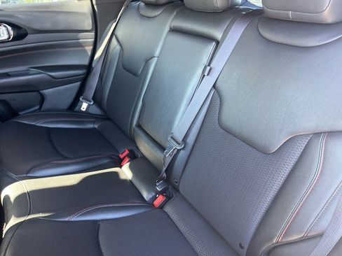 Used 2024 Jeep Compass Trailhawk image 14