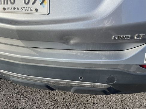 Used 2023 Chevrolet Equinox LT w/ LPO, Floor Liner Package image 5