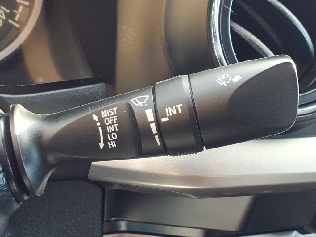 Used 2019 Toyota Tacoma SR5 AWD/4WD image 29