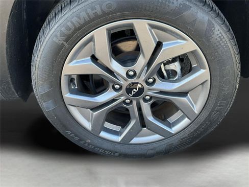 Used 2024 Kia Seltos S AWD/4WD image 33