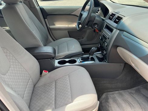 Used 2011 Ford Fusion SE w/ 202A Rapid Spec Order Code FWD image 10
