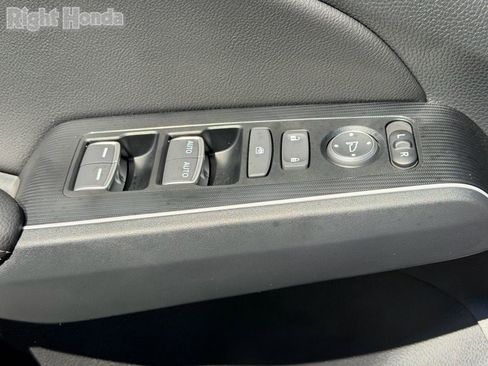 Used 2025 Honda Civic Sport Touring image 17