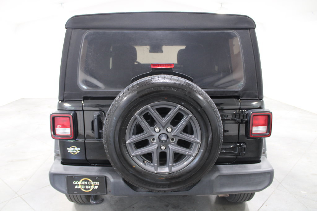 Used 2024 Jeep Wrangler Unlimited Sport AWD/4WD image 8