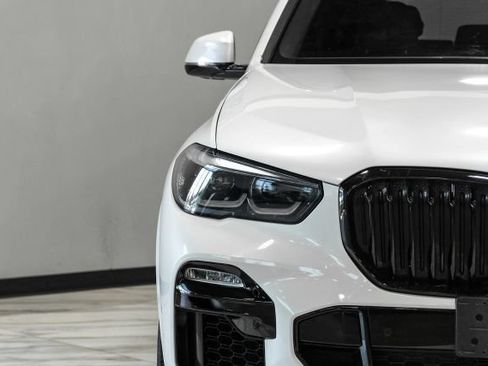 Used 2020 BMW X5 M50i w/ Premium Package AWD/4WD image 41