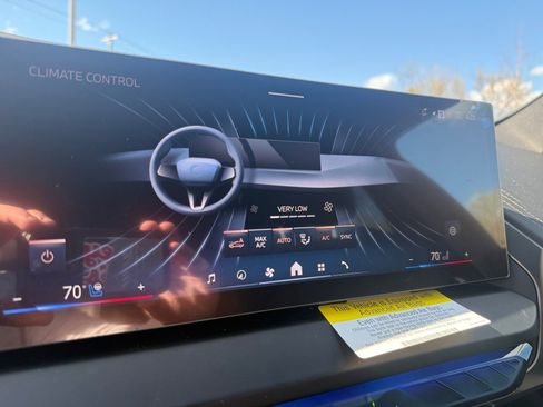 Used 2026 BMW X3 xDrive30 w/ Premium Package image 18