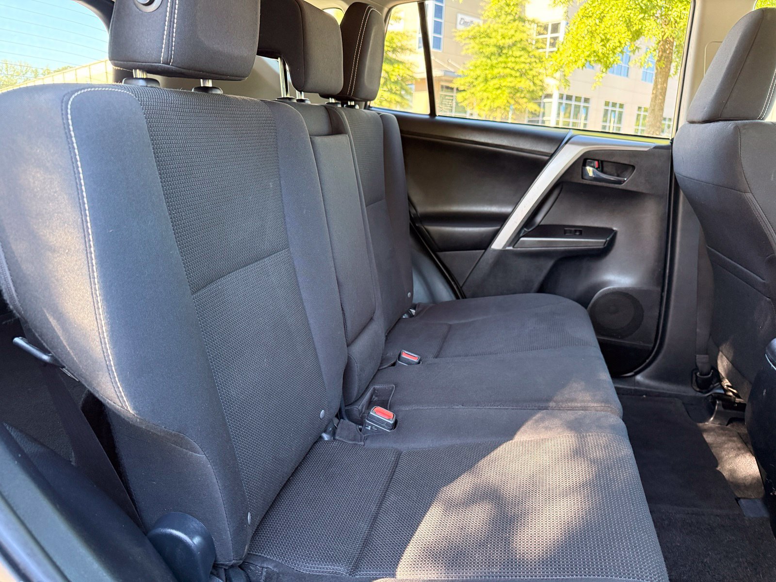 Used 2017 Toyota RAV4 XLE FWD image 42