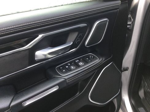 Used 2022 RAM 1500 Laramie image 11