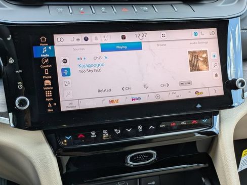 New 2026 Jeep Grand Cherokee Limited AWD/4WD image 23