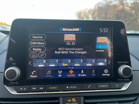 Used 2025 Nissan Altima 2.5 SV image 20