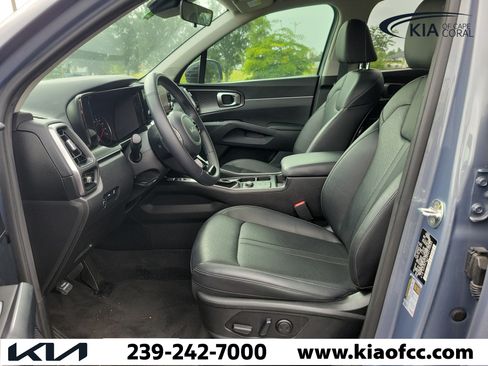 Certified 2023 Kia Sorento S FWD image 19