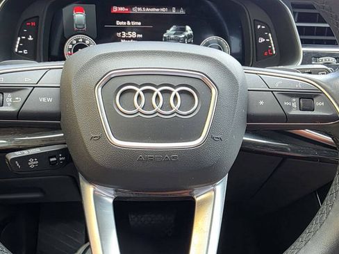 Used 2022 Audi Q7 3.0T Premium Plus w/ Premium Plus Package AWD/4WD image 18