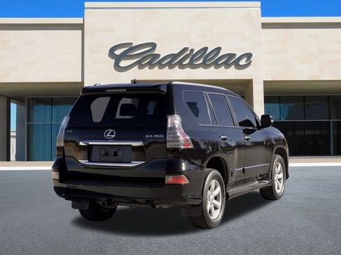 Used 2014 Lexus GX 460 image 3