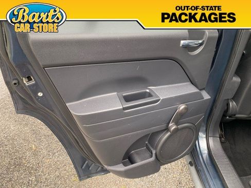 Used 2008 Jeep Patriot Sport FWD image 16