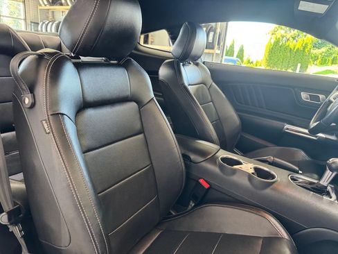 Used 2021 Ford Mustang Premium RWD image 29