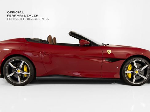 Certified 2023 Ferrari Portofino M RWD image 9