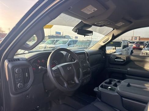 Used 2024 Chevrolet Silverado 1500 Custom Trail Boss w/ LPO, Dark Essentials Package image 13