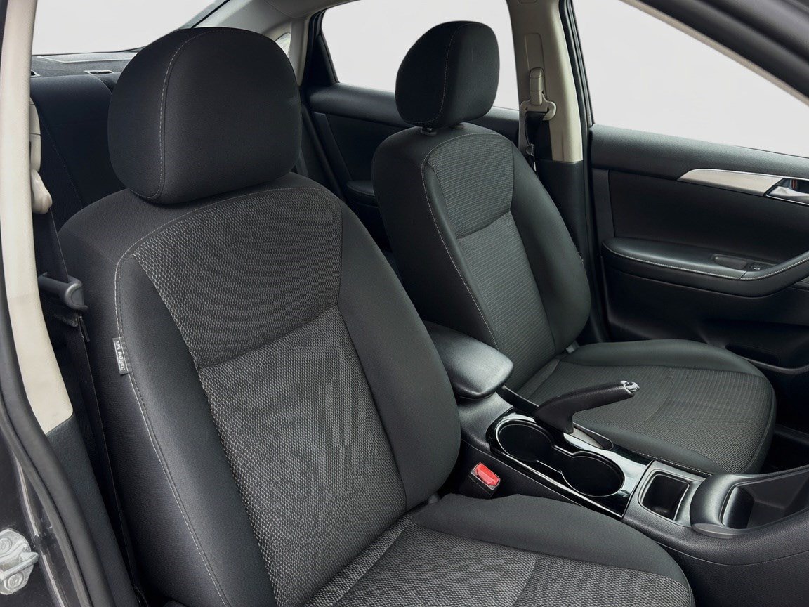 Used 2019 Nissan Sentra S FWD image 19