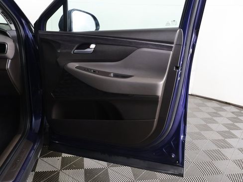 Used 2020 Hyundai Santa Fe SE image 21