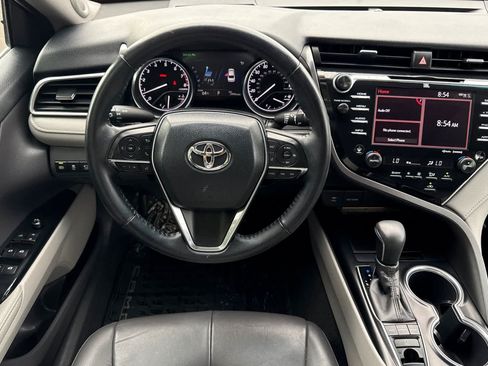 Used 2018 Toyota Camry XLE w/ Audio Package FWD image 14