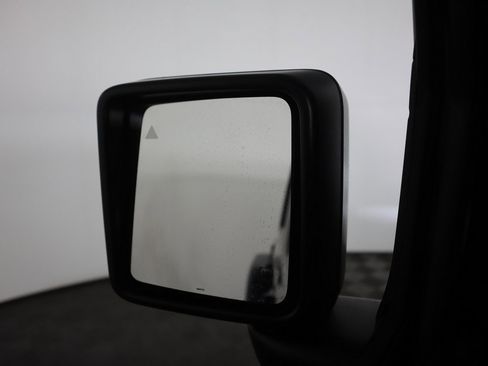 Used 2024 Jeep Wrangler Unlimited image 35