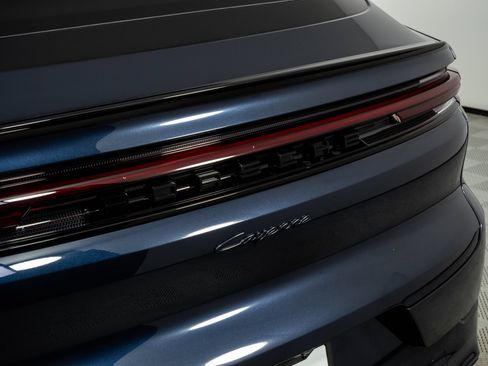 New 2026 Porsche Cayenne Coupe AWD/4WD image 38