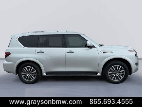 Used 2024 Nissan Armada SL w/ Captain's Chairs Package AWD/4WD image 2