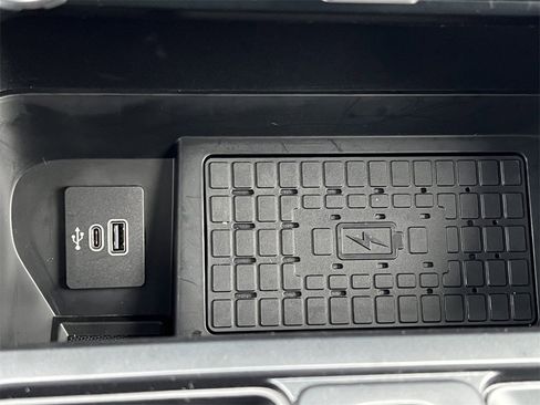 Used 2025 Ford F150 XLT w/ Equipment Group 302A MID image 30