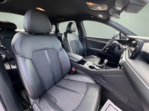 Used 2023 Kia K5 GT-Line w/ GT-Line Premium Package FWD image 9