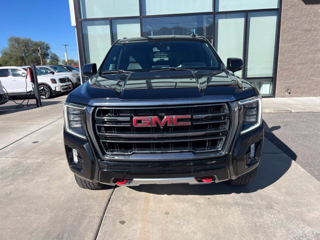 Used 2021 GMC Yukon XL AT4 w/ AT4 Premium Plus Package AWD/4WD image 3