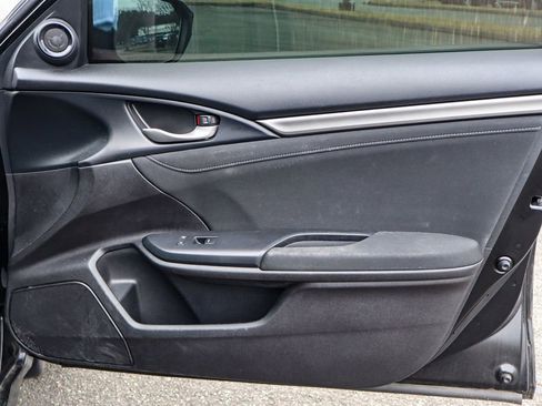Used 2018 Honda Civic EX image 37