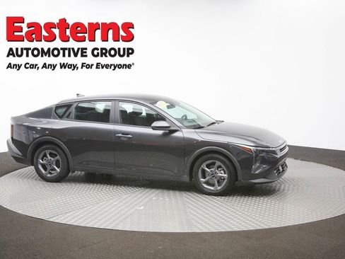 Used 2025 Kia K4 FWD image 47