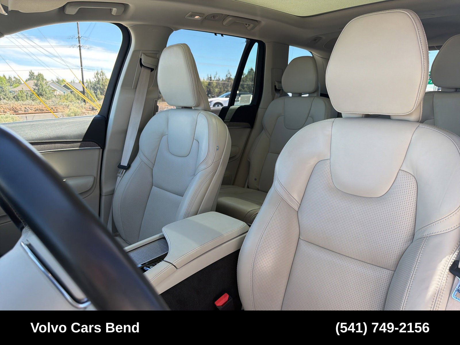 Used 2023 Volvo XC90 T8 Ultimate AWD/4WD image 19