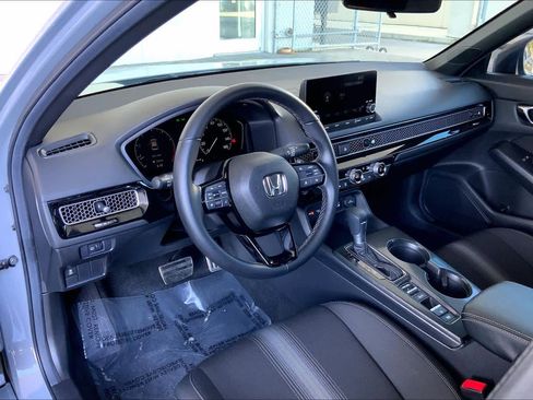 Used 2025 Honda Civic Sport image 18