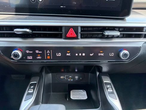 New 2026 Kia Sorento S FWD image 14