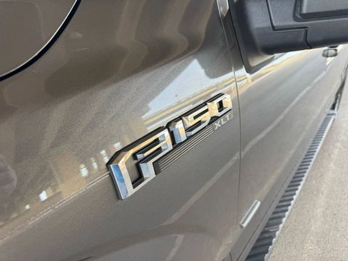 Used 2015 Ford F150 XLT w/ Equipment Group 302A Luxury image 9