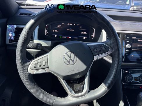 Used 2023 Volkswagen Atlas Cross Sport SEL Premium R-Line image 4