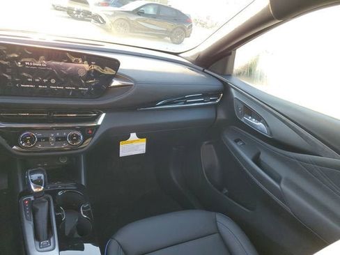 New 2026 Buick Envista Sport Touring image 14