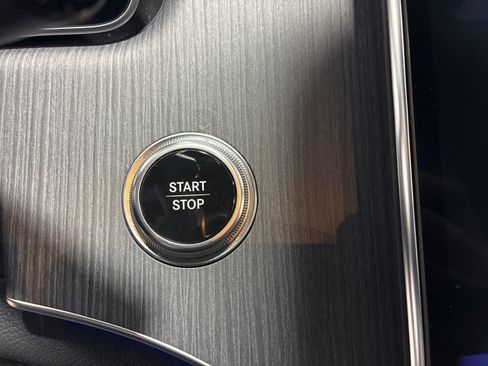 Used 2023 Mercedes-Benz EQE 500 4MATIC Sedan image 16