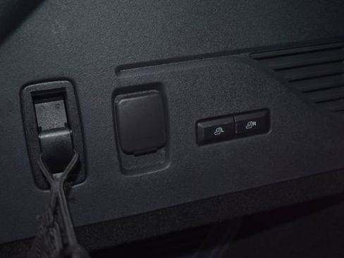 Used 2024 Lincoln Nautilus Reserve w/ Equipment Group 202A image 49