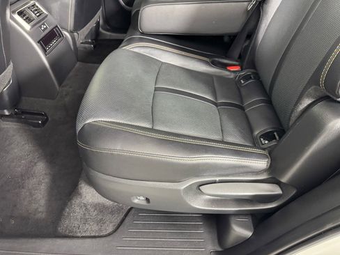 Used 2024 MAZDA CX-90 3.3 Turbo w/ Preferred Package image 27