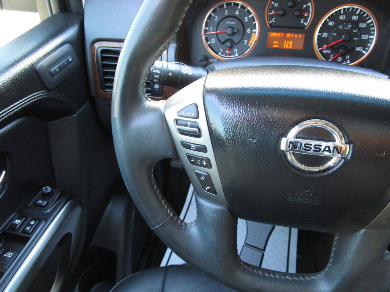Used 2015 Nissan Armada Platinum RWD image 12